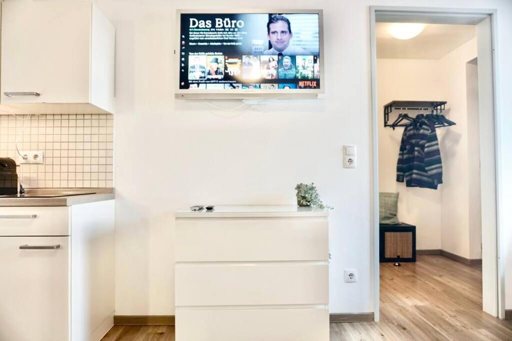 Stylisches Studio Mit Privatem Stellplatz Wenige Minuten Von Der Innenstadt & Mosel Koblenz  Bagian luar foto