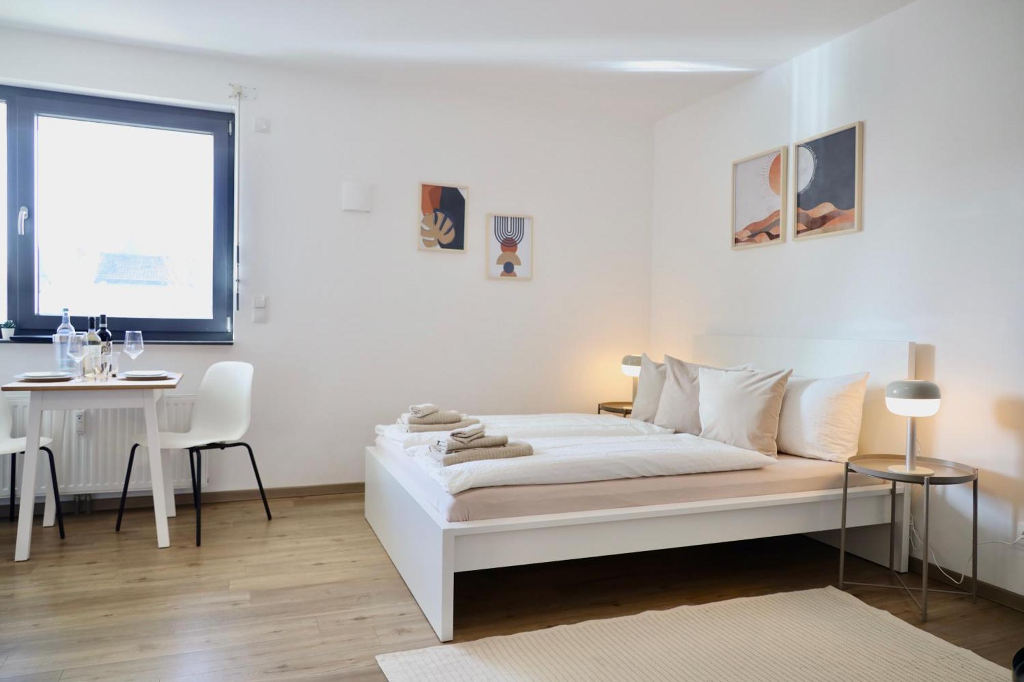 Stylisches Studio Mit Privatem Stellplatz Wenige Minuten Von Der Innenstadt & Mosel Koblenz  Bagian luar foto