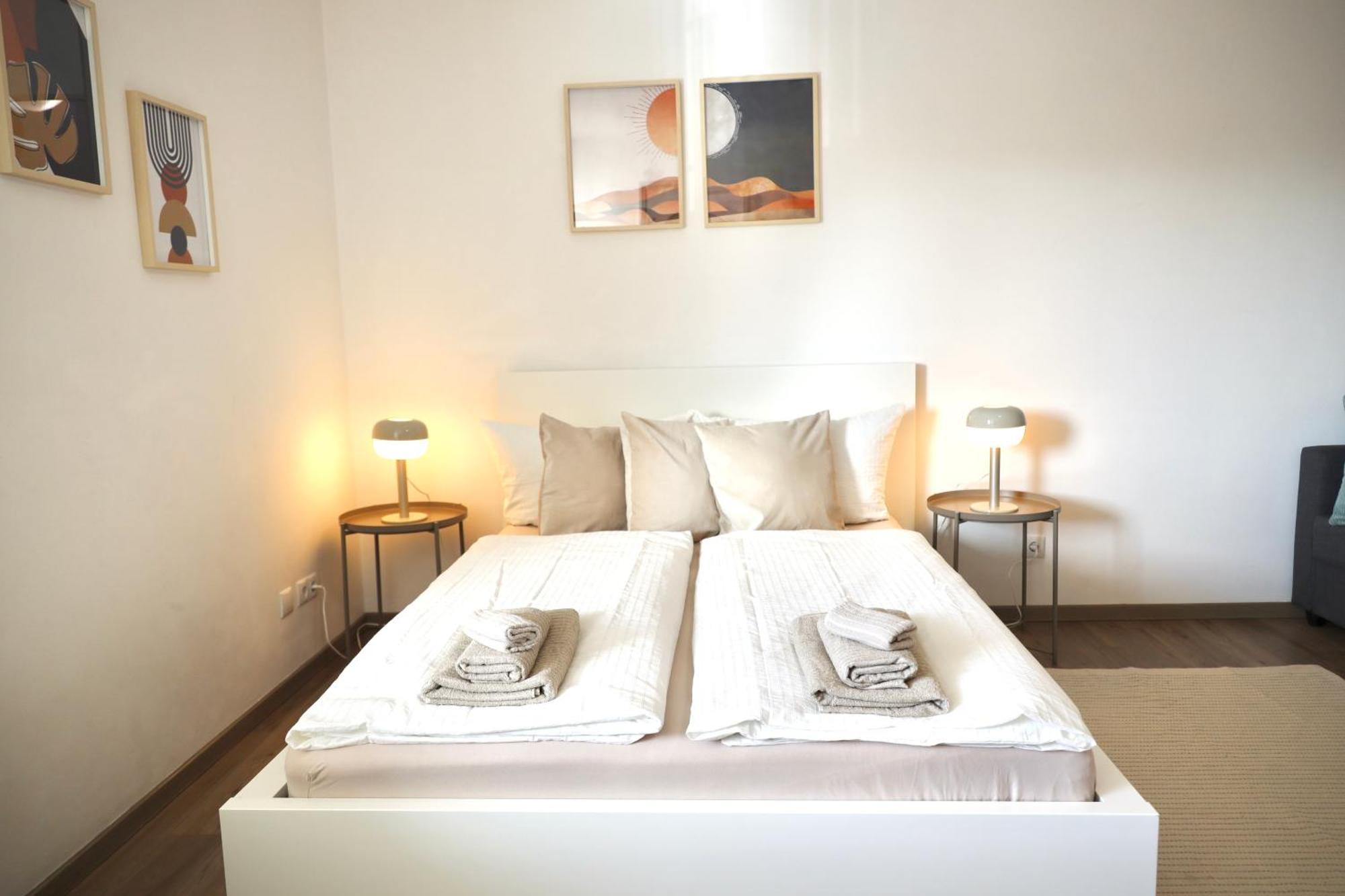 Stylisches Studio Mit Privatem Stellplatz Wenige Minuten Von Der Innenstadt & Mosel Koblenz  Bagian luar foto